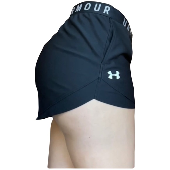 Under Armor black running shorts - Picture 4 of 7